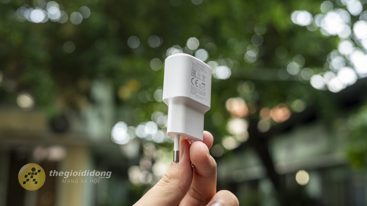 Phích Cắm Nguồn Đi Kèm Tapo C216. Phích Cắm Nguồn Đi Kèm Tapo C216.