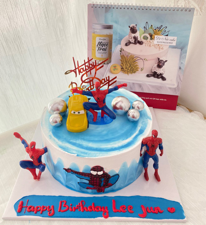 Mẫu bánh sinh nhật 18 Mẫu bánh sinh nhật 18