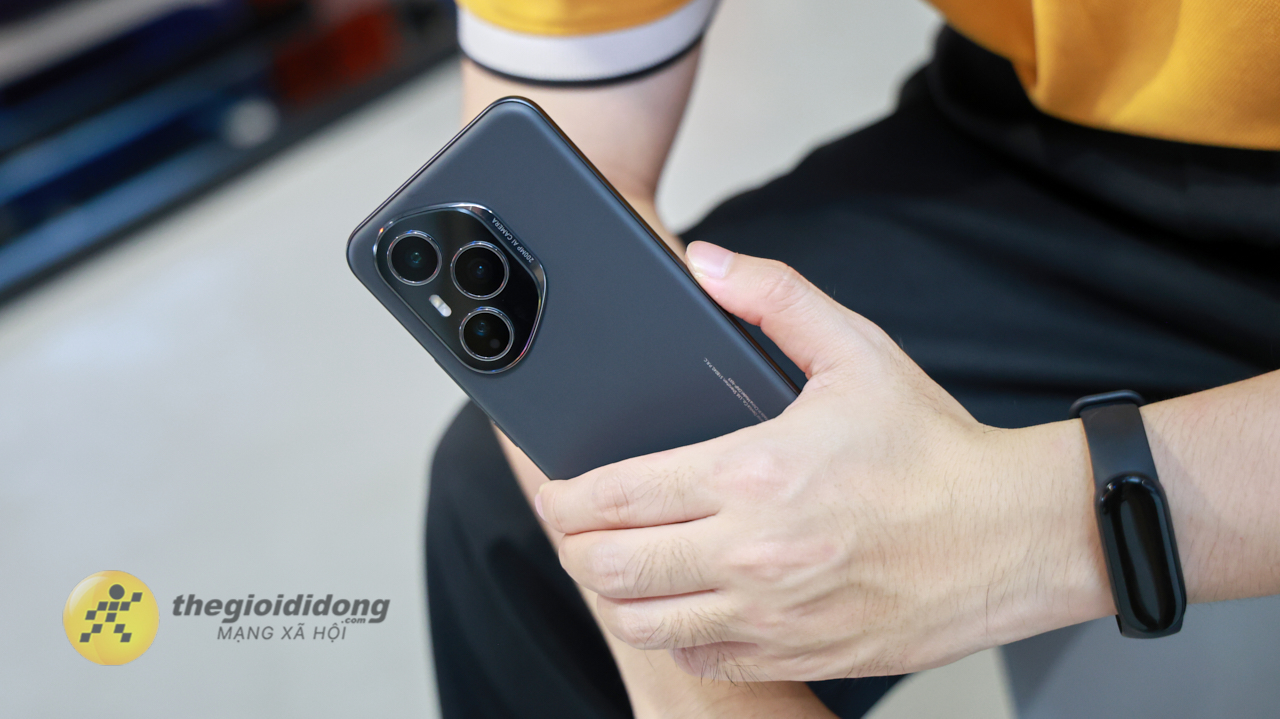 Trên Tay Honor 400 Pro: Siêu Phẩm Cận Cao Cấp Với Cấu Hình Khủng Trên Tay Honor 400 Pro: Siêu Phẩm Cận Cao Cấp Với Cấu Hình Khủng