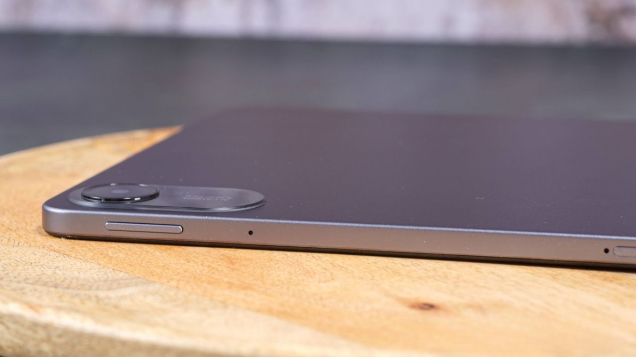 Trên tay Redmi Pad 2 máy tính bảng giá rẻ, nhiều nâng cấp từ Xiaomi Trên tay Redmi Pad 2 máy tính bảng giá rẻ, nhiều nâng cấp từ Xiaomi