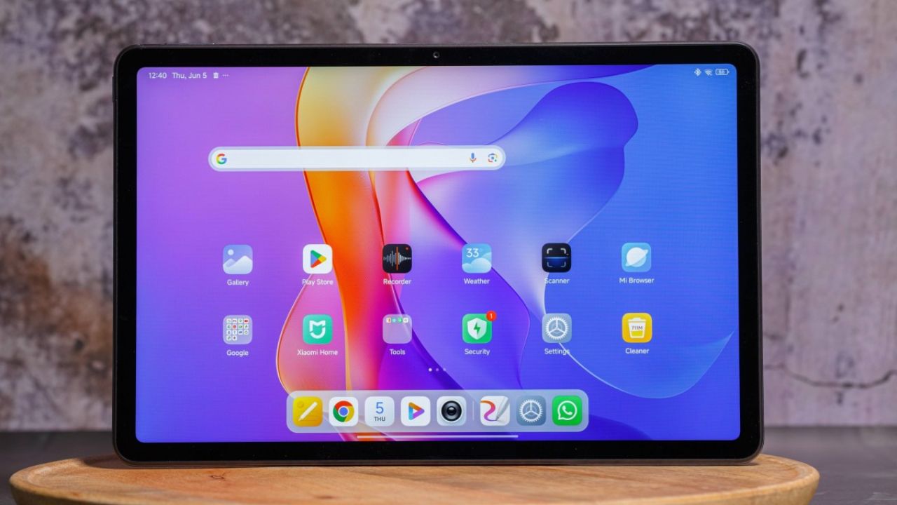 Trên tay Redmi Pad 2 máy tính bảng giá rẻ, nhiều nâng cấp từ Xiaomi Trên tay Redmi Pad 2 máy tính bảng giá rẻ, nhiều nâng cấp từ Xiaomi