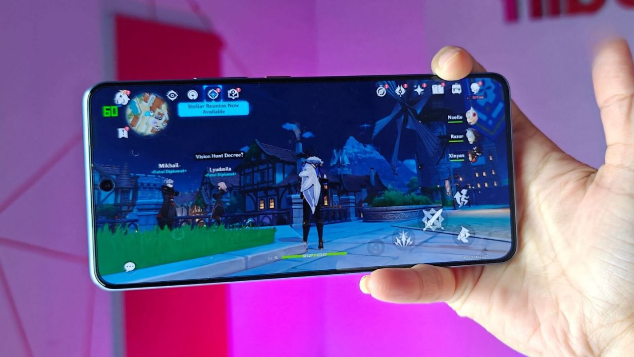 Trên tay Realme GT 7: Flagship-killer với pin khủng và hiệu năng mạnh