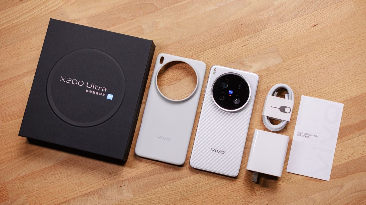 Trên Tay Vivo X200 Ultra: Siêu Phẩm Với Camera Zoom 200 Mp Đỉnh Cao Trên Tay Vivo X200 Ultra: Siêu Phẩm Với Camera Zoom 200 Mp Đỉnh Cao
