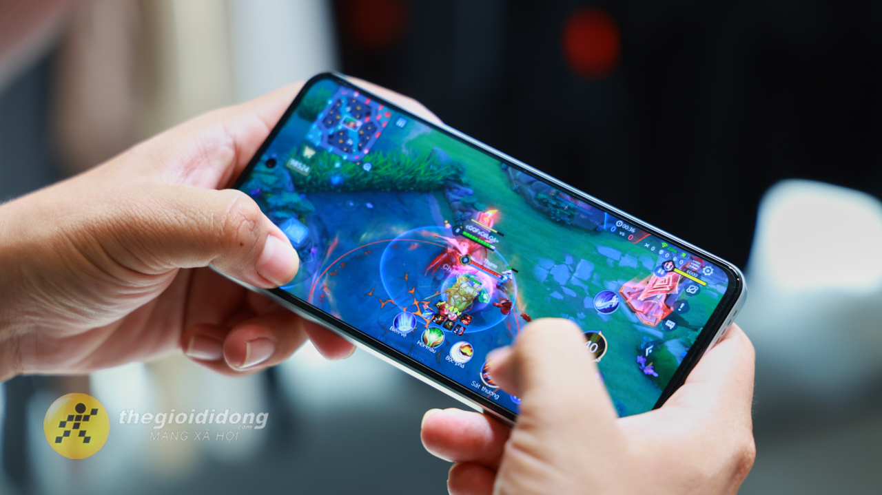 Trên Tay Realme 14 5G: Chiếc Smartphone Gaming Tầm Trung Cho Bạn Trên Tay Realme 14 5G: Chiếc Smartphone Gaming Tầm Trung Cho Bạn