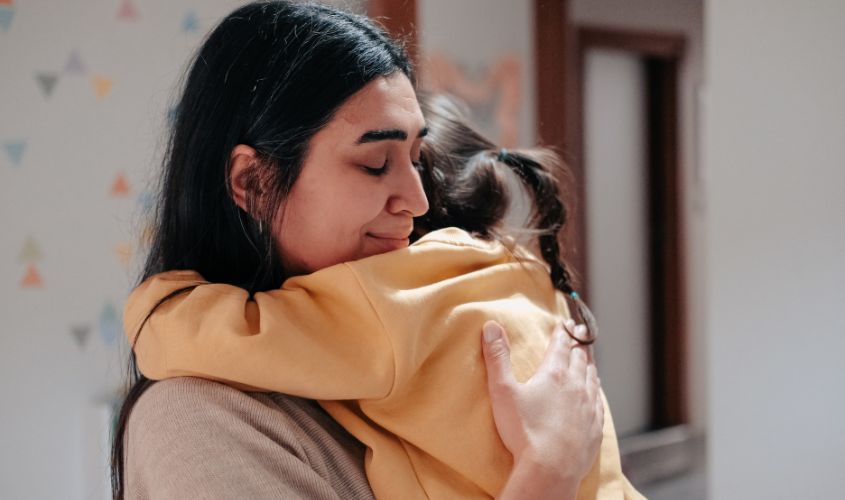 Bài thơ về mẹ không chỉ đơn thuần là những vần điệu ngọt ngào 