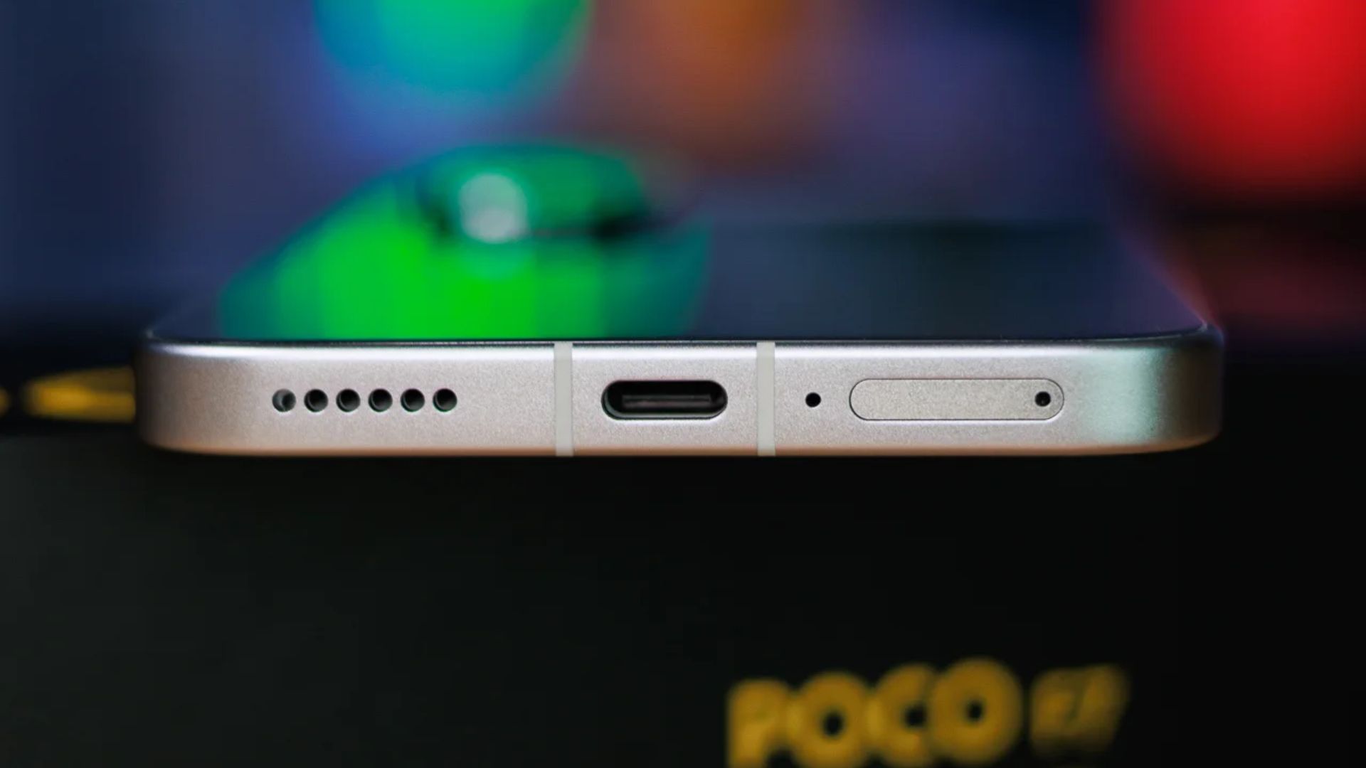 Trên tay POCO F7: Flagship-Killer giá hời với Snapdragon 8s Gen 4