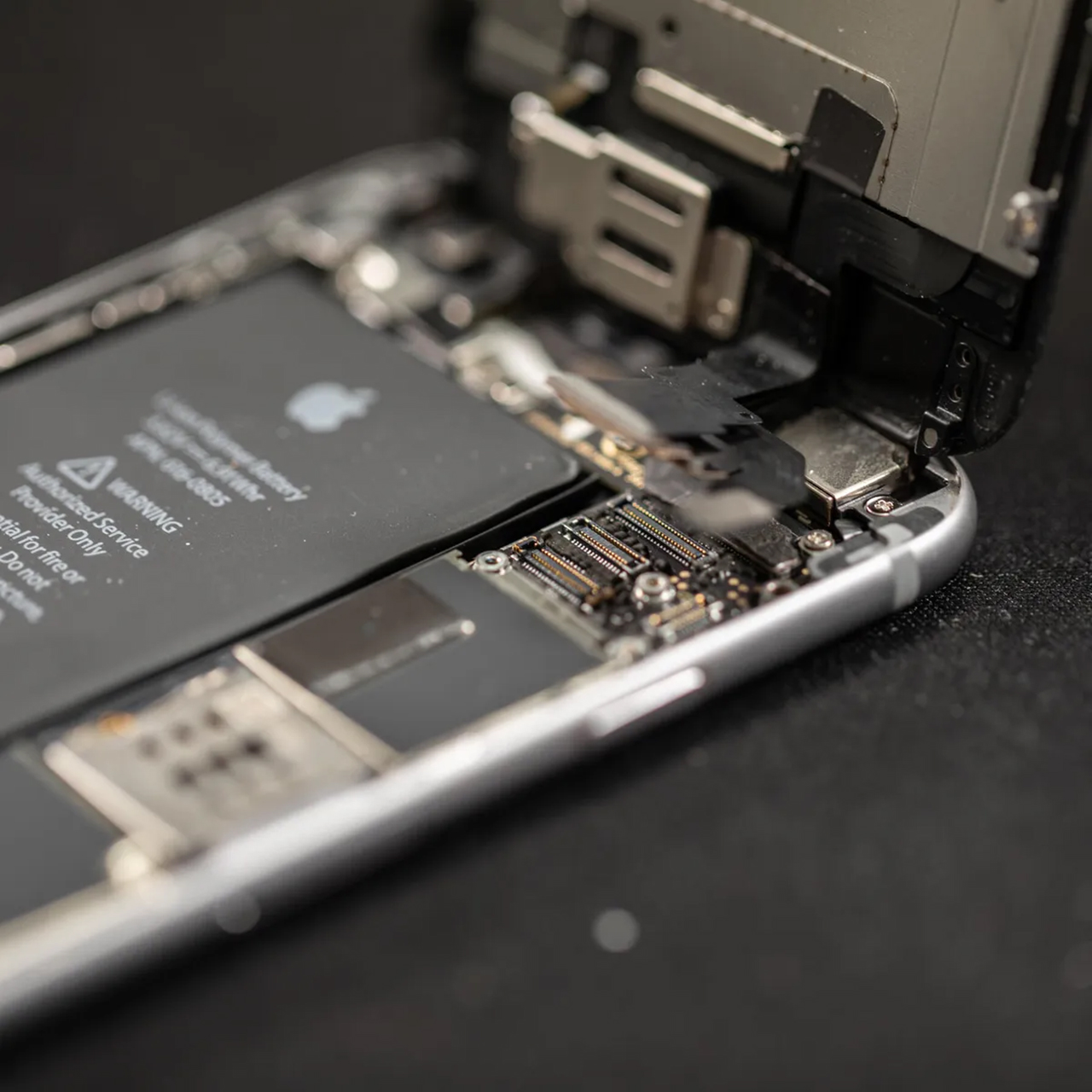 iPhone thay pin có nên mua không