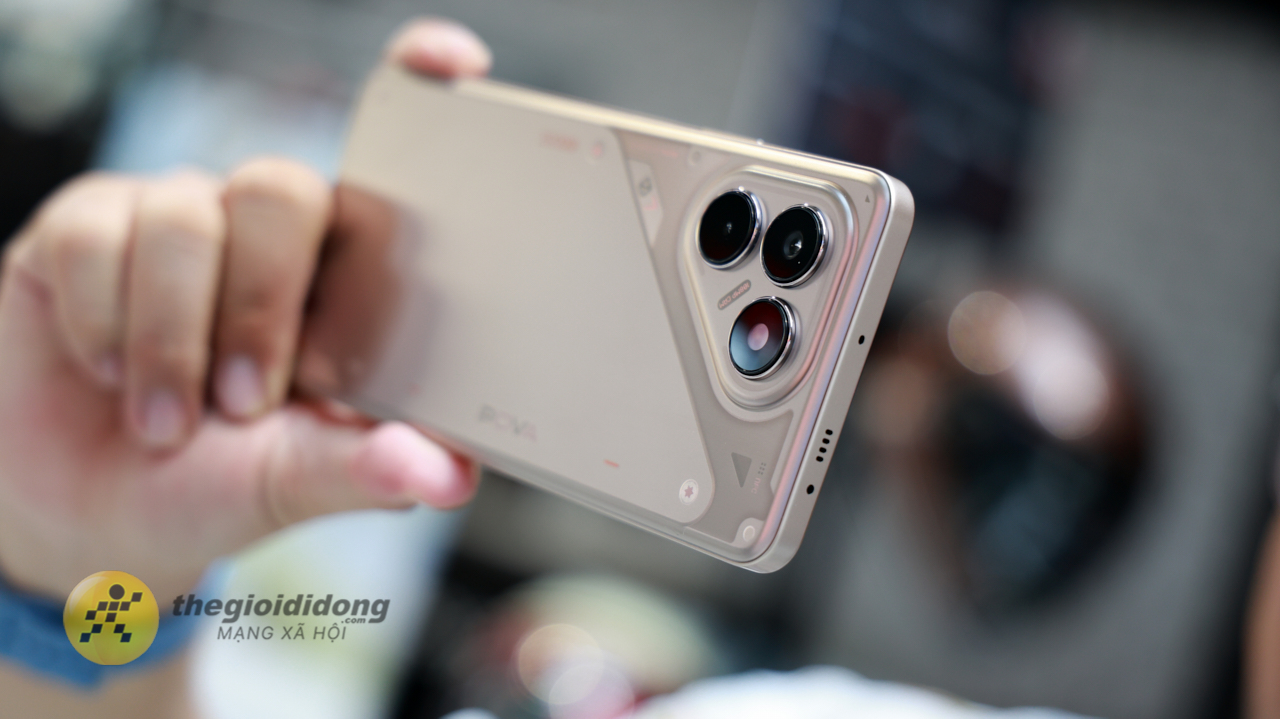 Trên Tay Tecno Pova 7: Thiết Kế Gaming Độc Đáo, Pin Khủng 7.000 Mah Trên Tay Tecno Pova 7: Thiết Kế Gaming Độc Đáo, Pin Khủng 7.000 Mah