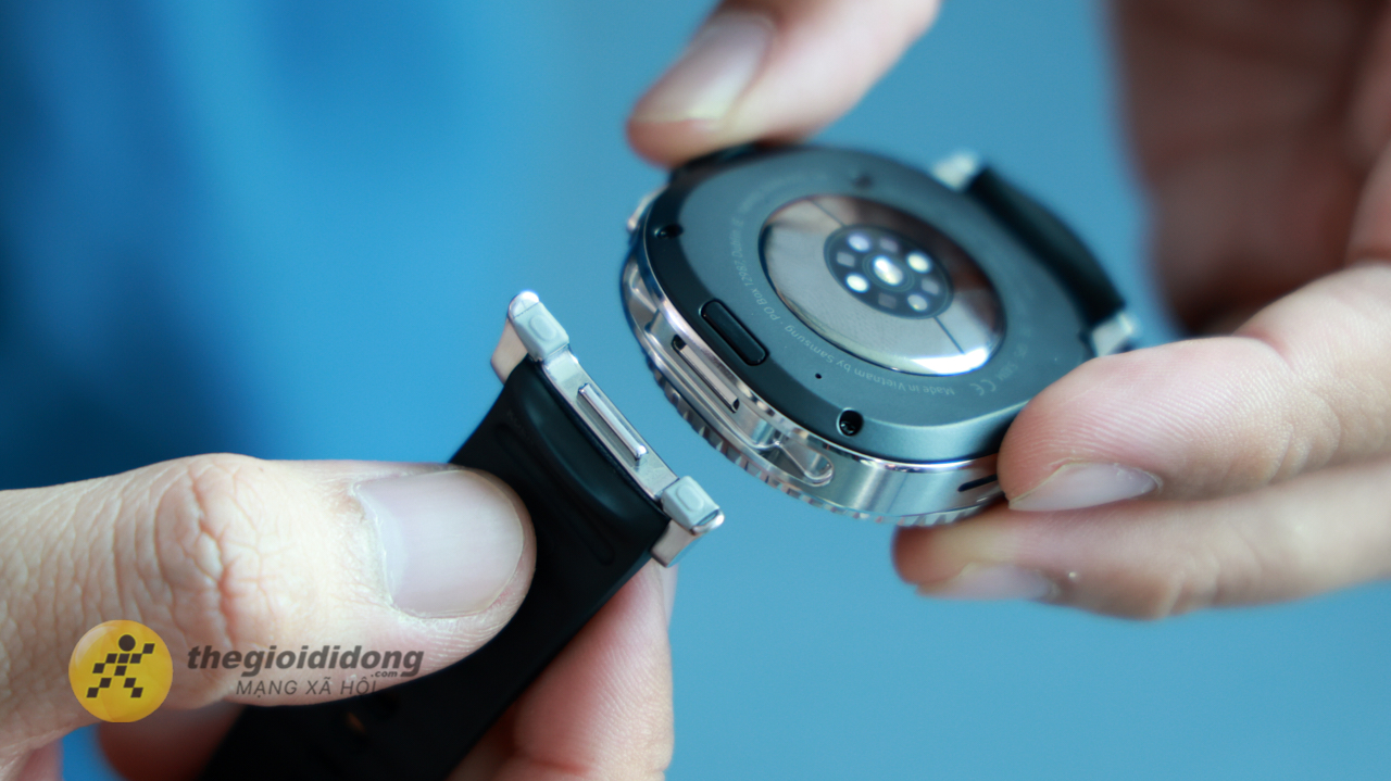 Trên tay Samsung Galaxy Watch8 và Galaxy Watch8 Classic