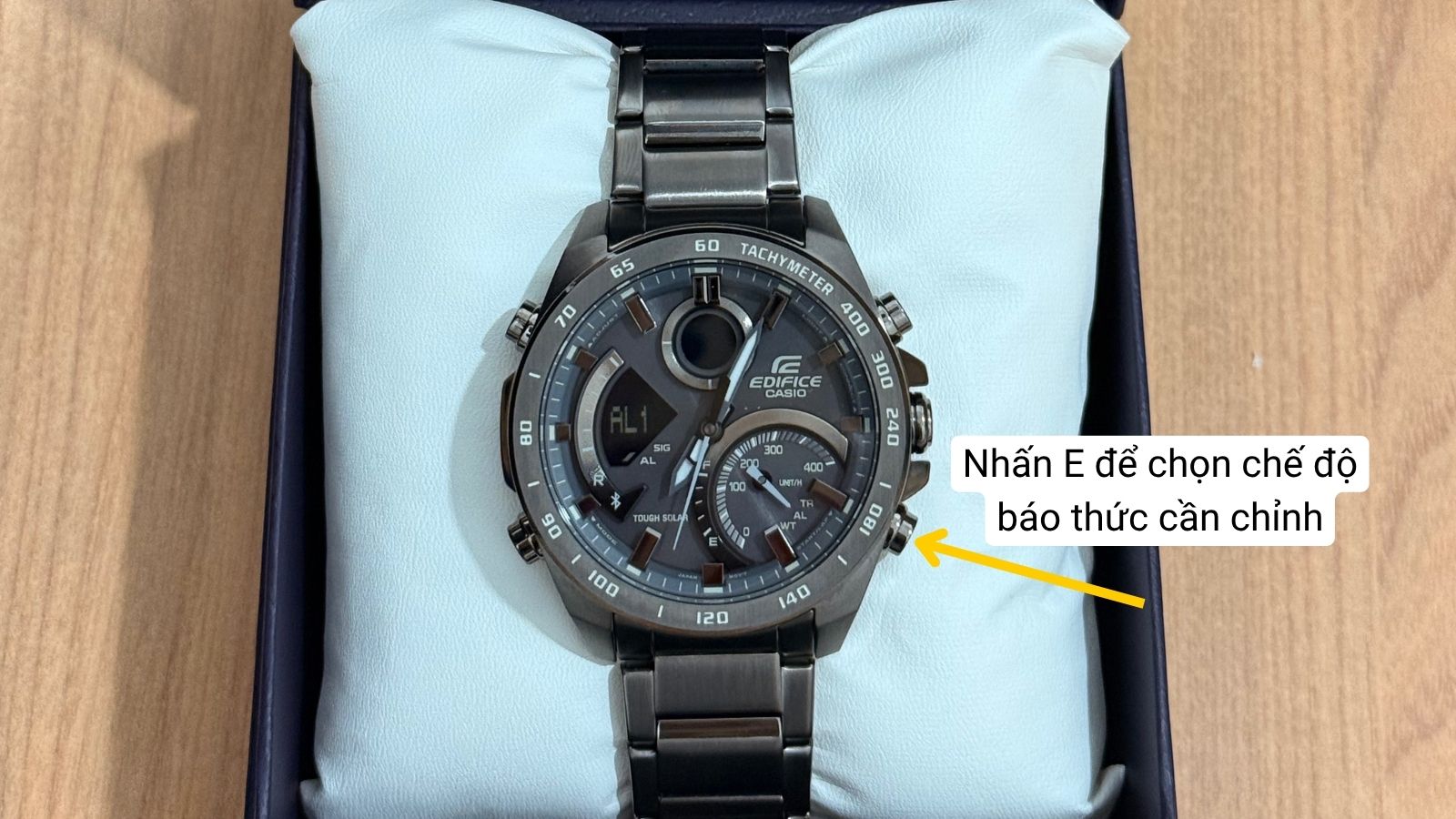 Nhấn E để chọn chế độ b&aacute;o thức cần chỉnh