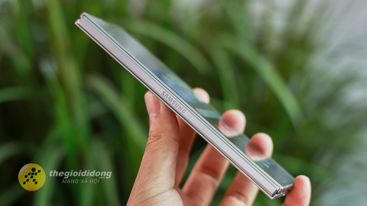 Trên Tay Samsung Galaxy Z Fold7: Siêu Mỏng 4.2Mm, Camera 200Mp Mới Trên Tay Samsung Galaxy Z Fold7: Siêu Mỏng 4.2Mm, Camera 200Mp Mới