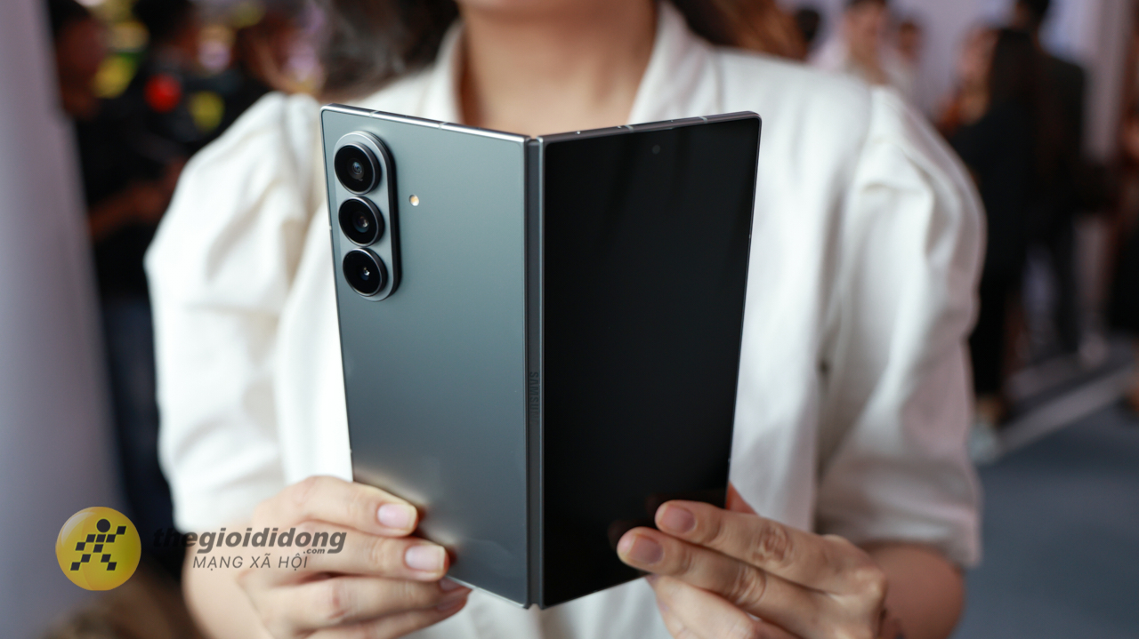Cùng Điểm Nhanh Qua Các Thông Số Màn Hình Cơ Bản Trên Samsung Galaxy Z Fold7: Cùng Điểm Nhanh Qua Các Thông Số Màn Hình Cơ Bản Trên Samsung Galaxy Z Fold7: