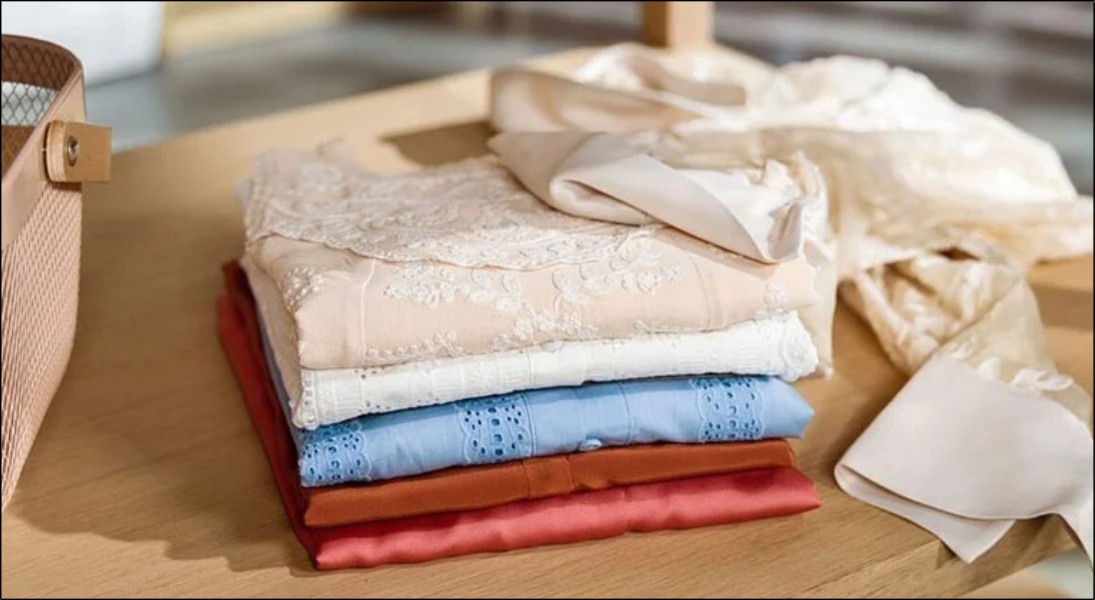 Công nghệ ColourCare được thiết kế để dịu nhẹ trên mọi chất liệu vải, từ cotton, lụa đến vải tổng hợp