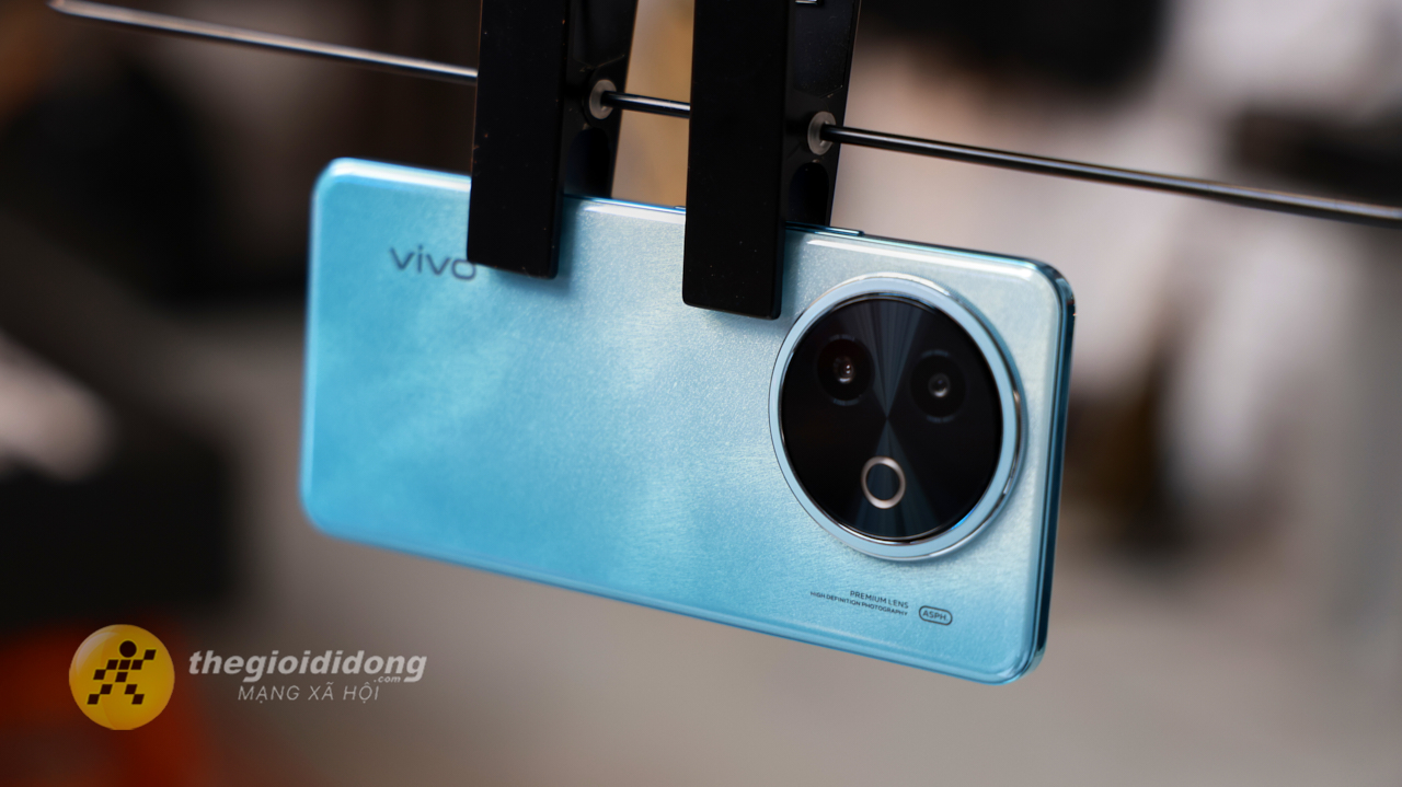 Trên tay vivo Y39 5G: Thiết kế thời thượng, pin khủng 6.500 mAh