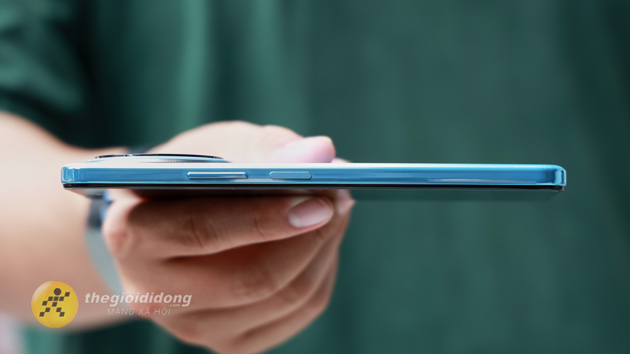 Trên tay vivo Y39 5G: Thiết kế thời thượng, pin khủng 6.500 mAh