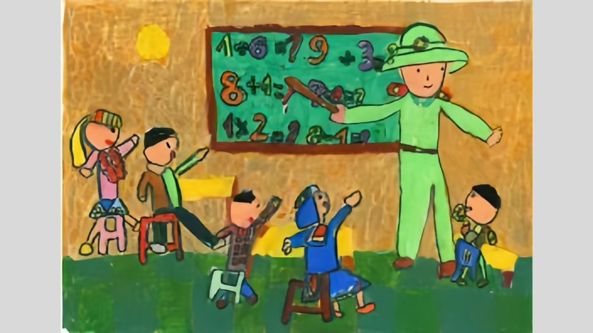 Tranh mẫu 3: vẽ chú bộ đội dạy chữ cho dân