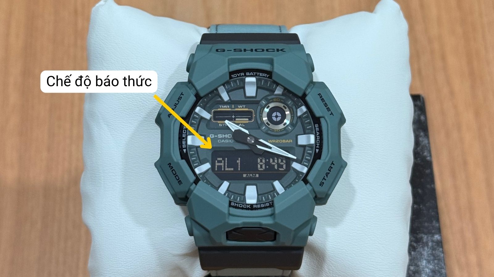 Bấm n&uacute;t C để v&agrave;o chế độ b&aacute;o thức