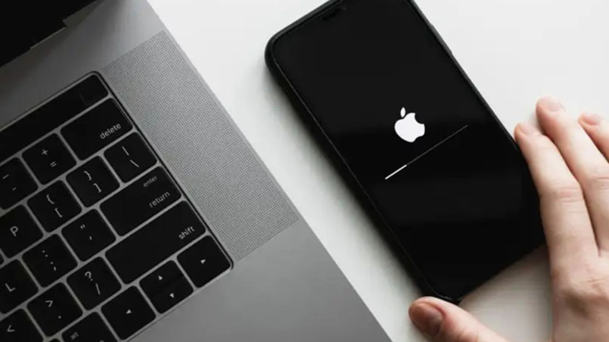 Khởi động lại, Cập nhật iOS mới nhất