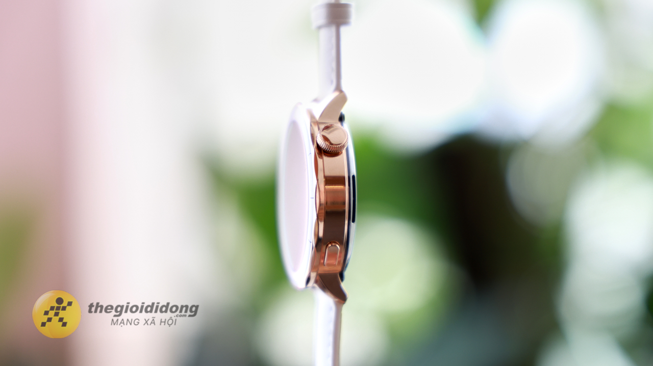 Trên tay OPPO Watch X2 Mini: Nhỏ gọn, thời thượng, tính năng đáng giá