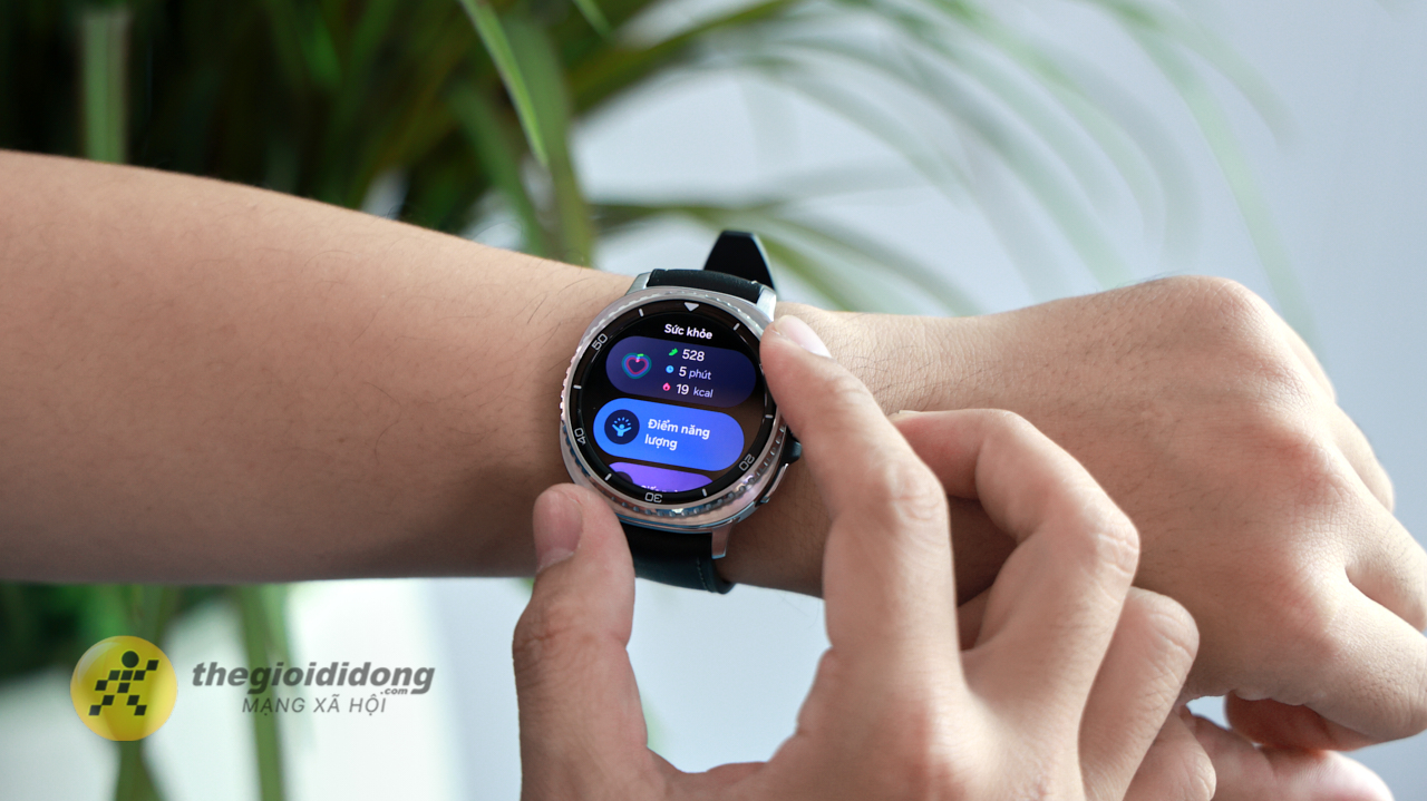 Samsung Galaxy Watch 8 Classic Nâng Cấp Gì Sau 2 Năm, Có Đáng Mua? Samsung Galaxy Watch 8 Classic Nâng Cấp Gì Sau 2 Năm, Có Đáng Mua?