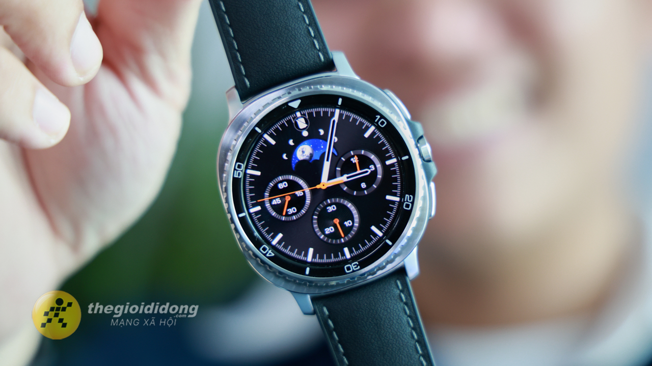 Samsung Galaxy Watch 8 Classic Nâng Cấp Gì Sau 2 Năm, Có Đáng Mua? Samsung Galaxy Watch 8 Classic Nâng Cấp Gì Sau 2 Năm, Có Đáng Mua?
