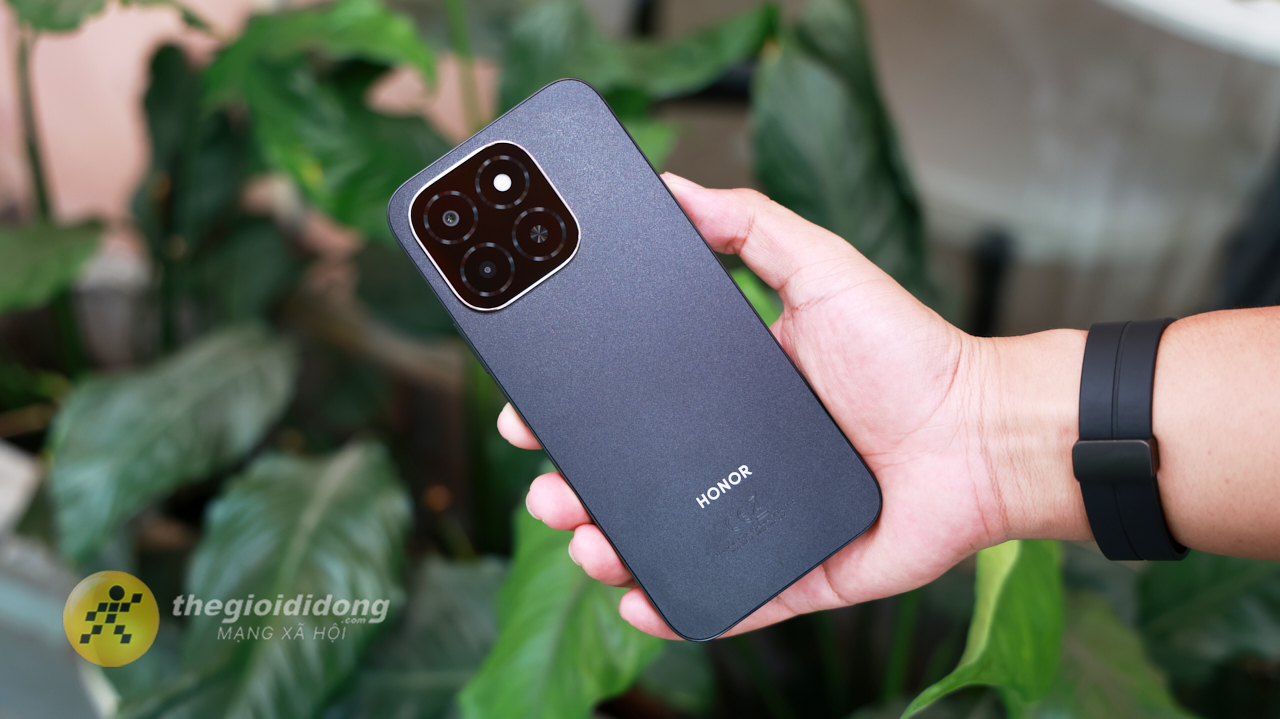 Trên Tay Honor X6C: Smartphone Giá Rẻ Mới Với Viên Pin 5.300 Mah Trên Tay Honor X6C: Smartphone Giá Rẻ Mới Với Viên Pin 5.300 Mah