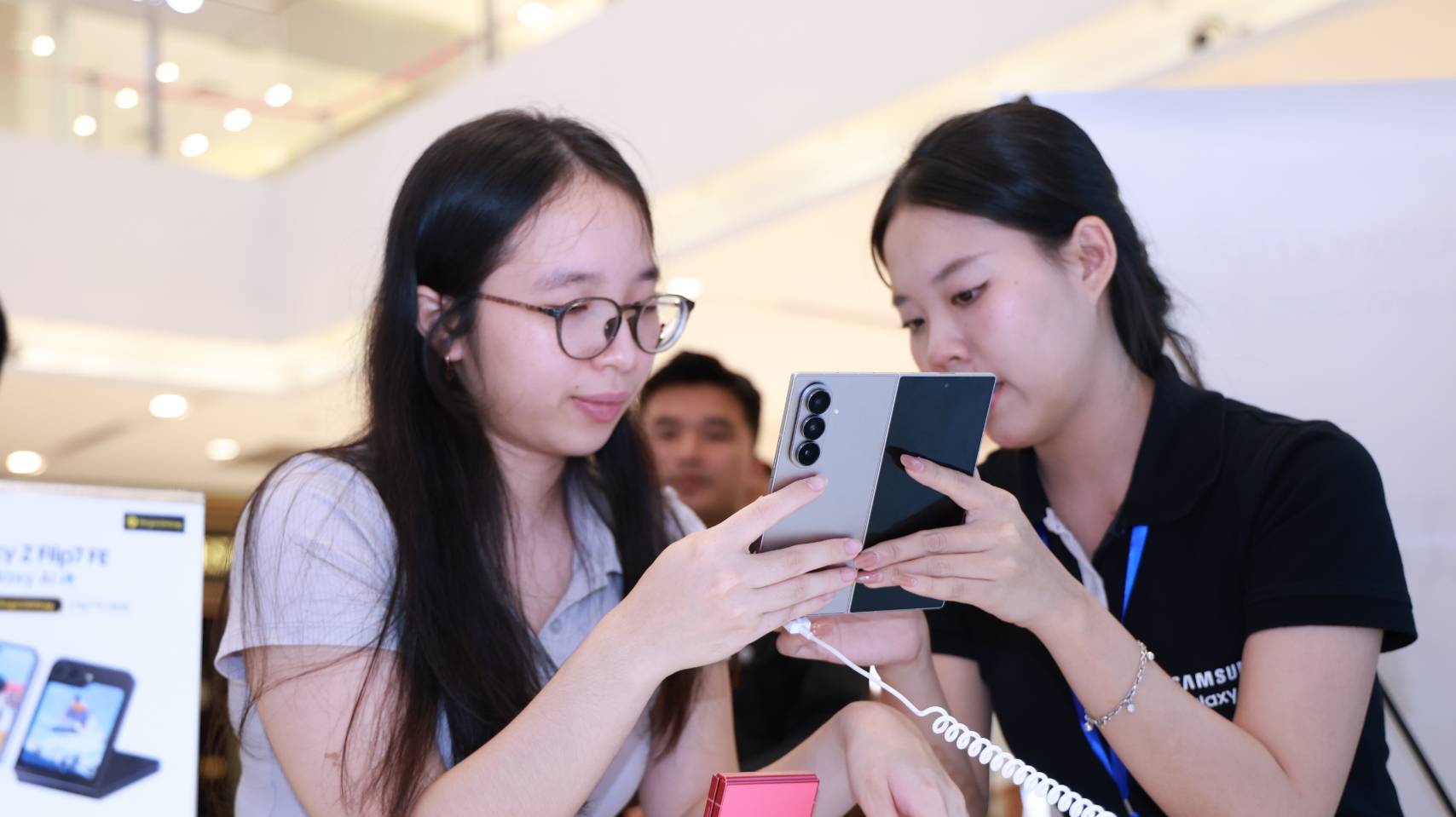 Samsung Galaxy Z Fold 7 Samsung Galaxy Z Fold 7