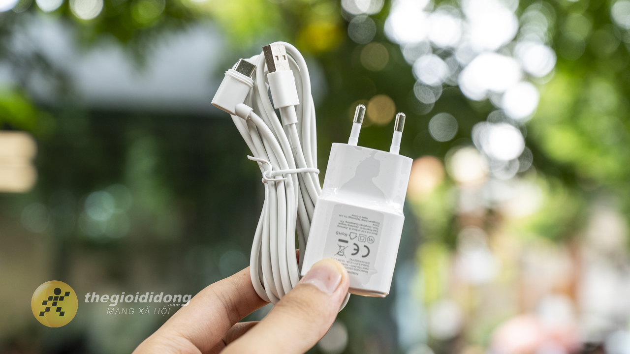 Dây Nguồn Đi Kèm Bên Trong Hộp Tapo C560Ws. Dây Nguồn Đi Kèm Bên Trong Hộp Tapo C560Ws.