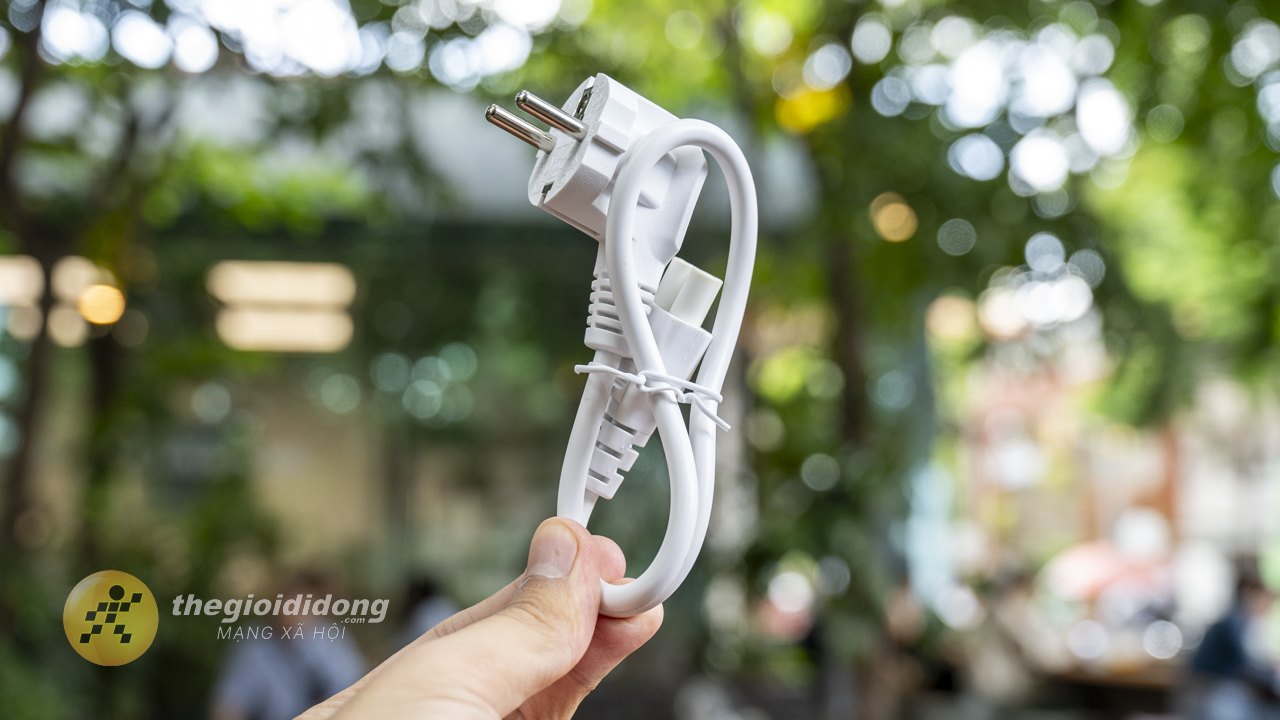 Tl-Mr100 Outdoor Được Trang Bị Đầy Đủ Phụ Kiện Để Người Dùng Có Thể Lắp Đặt Và Sử Dụng Ngay. Tl-Mr100 Outdoor Được Trang Bị Đầy Đủ Phụ Kiện Để Người Dùng Có Thể Lắp Đặt Và Sử Dụng Ngay.