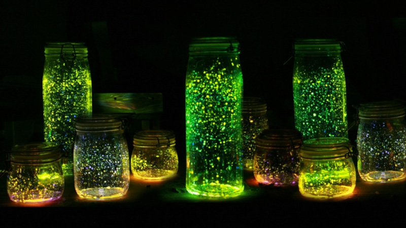 Cách làm lồng đèn thủy tinh phát dạ quang