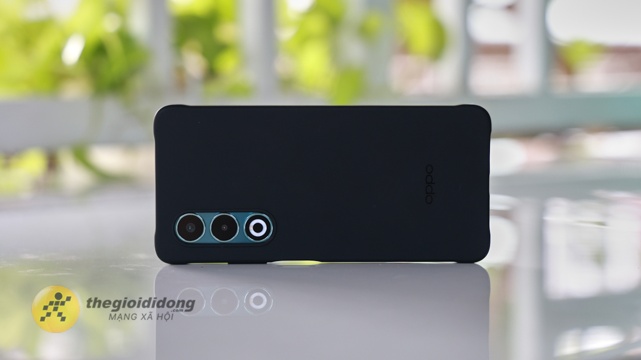 Trên Tay Oppo A5: Thiết Kế Có Đổi Mới Và Vẫn Dùng Snapdragon 6S Gen 1 Trên Tay Oppo A5: Thiết Kế Có Đổi Mới Và Vẫn Dùng Snapdragon 6S Gen 1