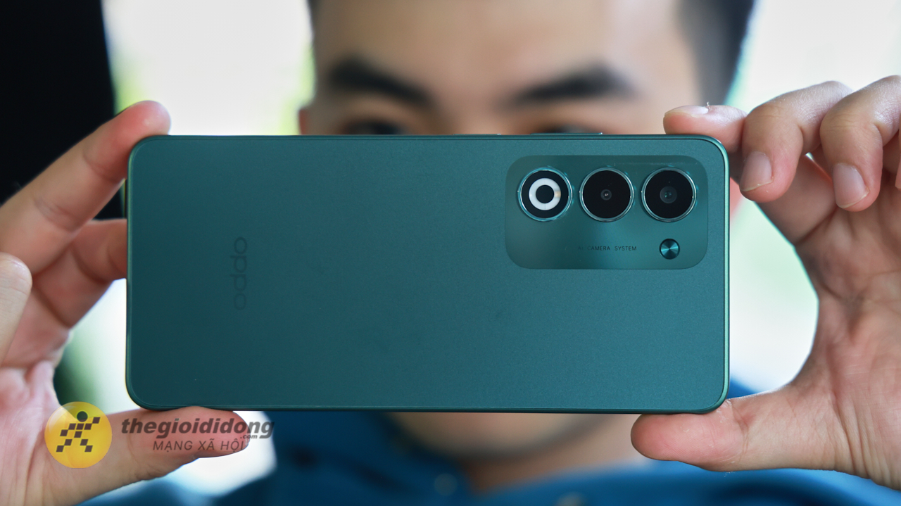 Trên Tay Oppo A5: Thiết Kế Có Đổi Mới Và Vẫn Dùng Snapdragon 6S Gen 1 Trên Tay Oppo A5: Thiết Kế Có Đổi Mới Và Vẫn Dùng Snapdragon 6S Gen 1