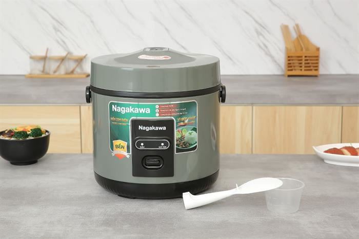 Nồi cơm nắp gài Nagakawa NRC3836 dung tích 1.8 lít, thiết kế truyền thống hiện đại