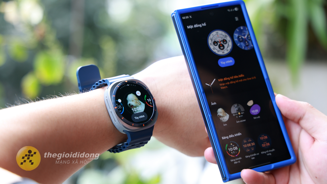 Trên Tay Samsung Galaxy Watch Ultra 2025: Thiết Kế Bền Bỉ, Mượt Mà Trên Tay Samsung Galaxy Watch Ultra 2025: Thiết Kế Bền Bỉ, Mượt Mà