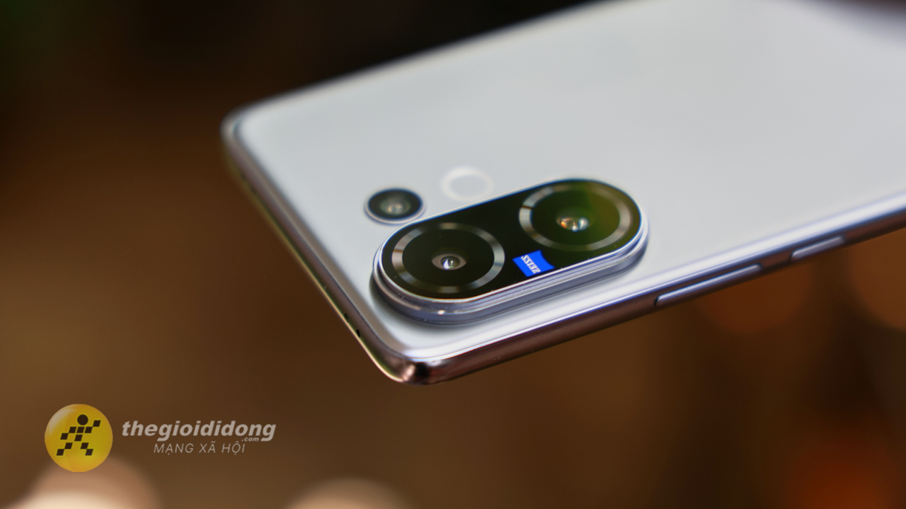 Trên Tay Vivo V60: Thiết Kế Đẹp, Camera Ai, Snapdragon 7 Gen 4 Trên Tay Vivo V60: Thiết Kế Đẹp, Camera Ai, Snapdragon 7 Gen 4