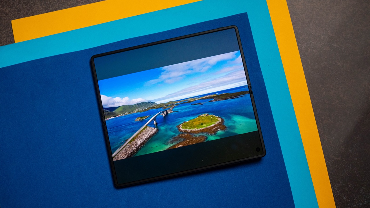 Trên Tay Vivo X Fold 5: Siêu Phẩm Gập Nhẹ, Hệ Thống Camera Zeiss Đỉnh Trên Tay Vivo X Fold 5: Siêu Phẩm Gập Nhẹ, Hệ Thống Camera Zeiss Đỉnh
