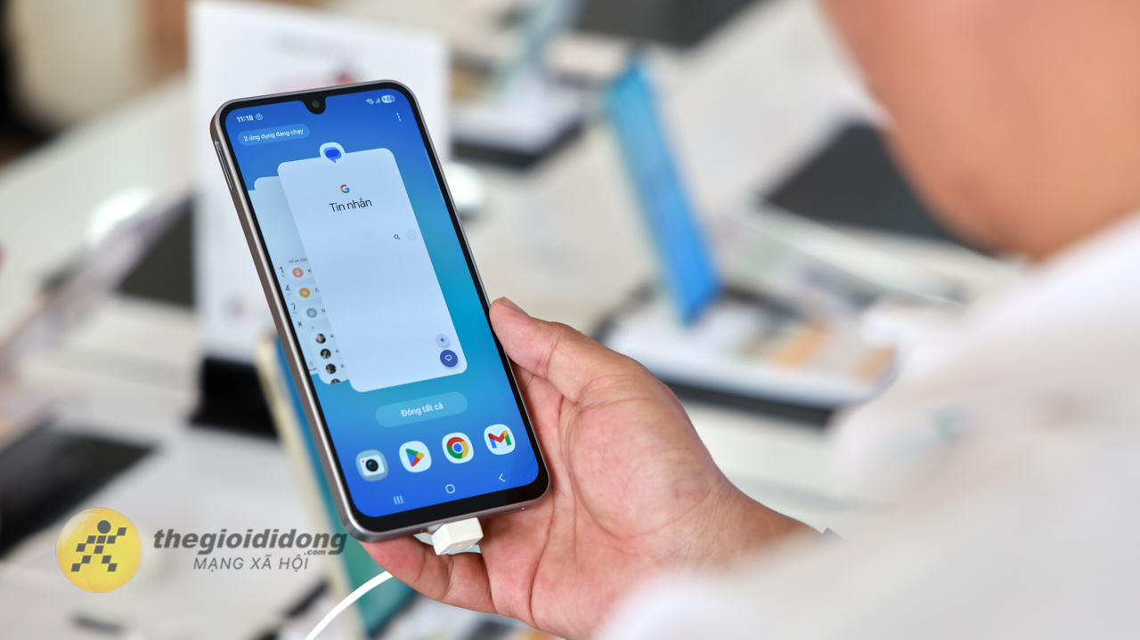 Trên Tay Samsung Galaxy A17 5G: Chip Exynos 1330, Camera 50Mp Có Ois Trên Tay Samsung Galaxy A17 5G: Chip Exynos 1330, Camera 50Mp Có Ois