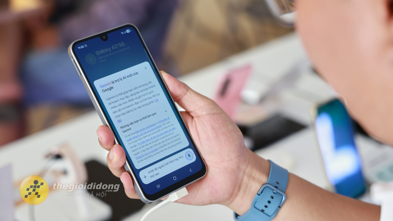 Trên Tay Samsung Galaxy A17 5G: Chip Exynos 1330, Camera 50Mp Có Ois Trên Tay Samsung Galaxy A17 5G: Chip Exynos 1330, Camera 50Mp Có Ois