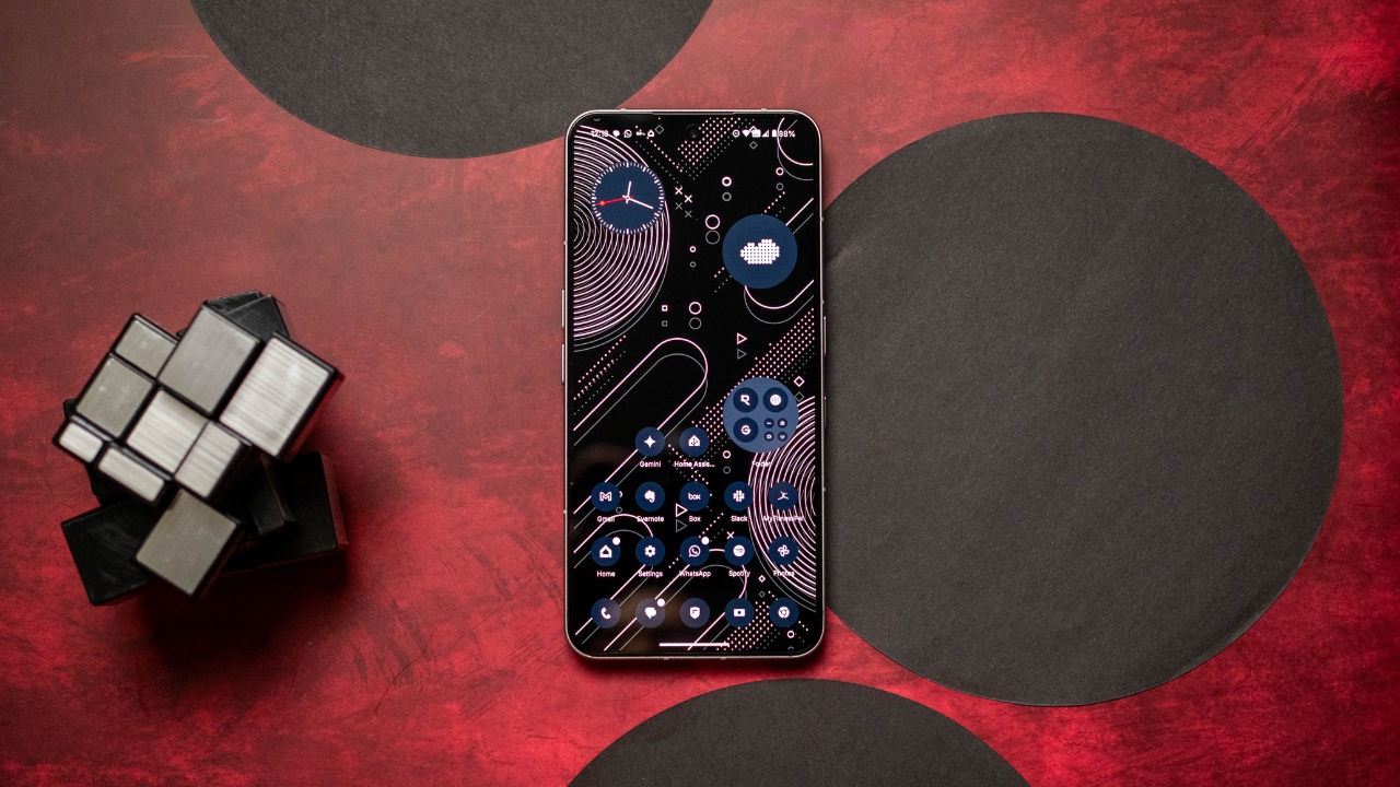 Trên Tay Nothing Phone 3: Thiết Kế Độc Đáo, Snapdragon 8S Gen 4, Camera 50 Mp Chụp Đẹp Trên Tay Nothing Phone 3: Thiết Kế Độc Đáo, Snapdragon 8S Gen 4, Camera 50 Mp Chụp Đẹp