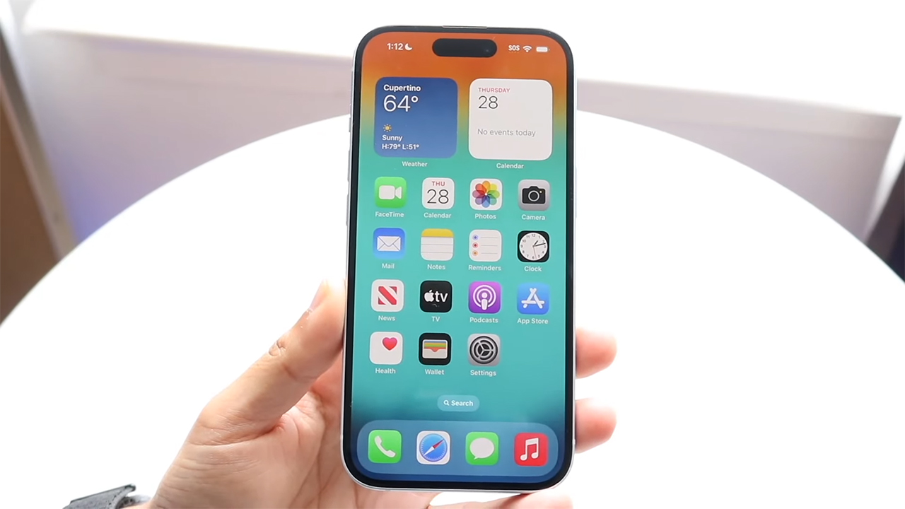 So sánh iPhone 15 và 13 Pro Max So sánh iPhone 15 và 13 Pro Max