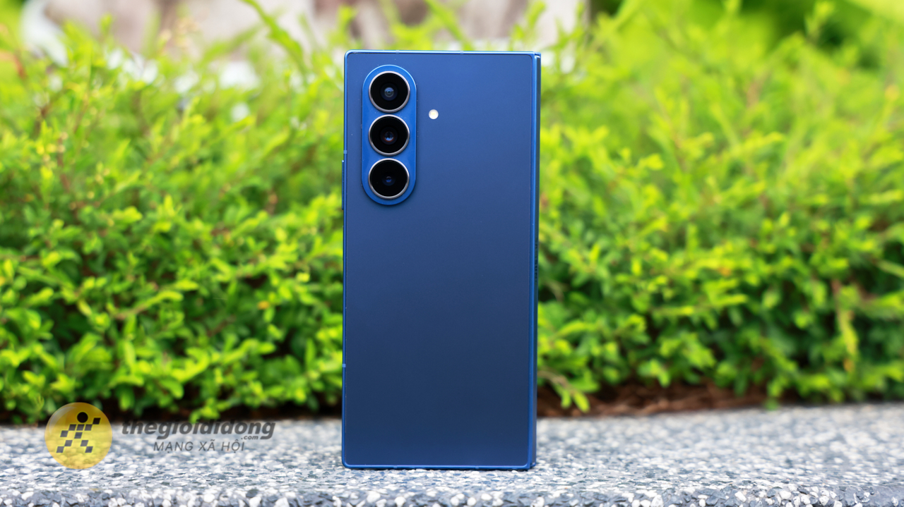 Samsung Galaxy Z Fold7 Hơn Cả Một Chiếc Điện Thoại, Khoản Đầu Tư Chỉ Có Lợi Samsung Galaxy Z Fold7 Hơn Cả Một Chiếc Điện Thoại, Khoản Đầu Tư Chỉ Có Lợi