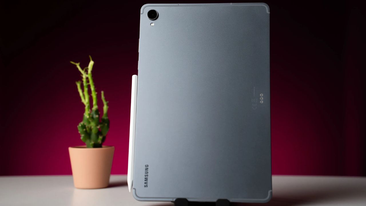 Gọn Nhẹ, Chip Dimensity 9400+ Mạnh Mẽ, Thiết Bị Toàn Diện Cho Mọi Nhu Cầu