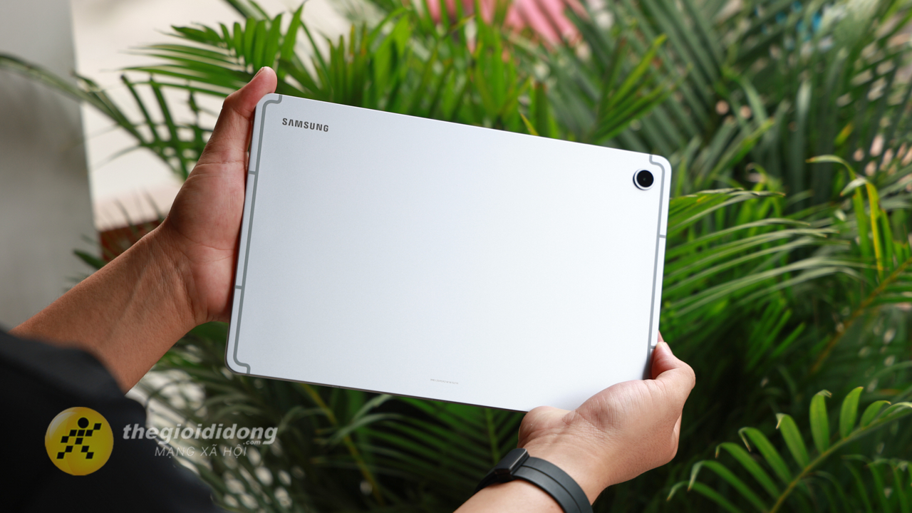 Trên Tay Samsung Galaxy Tab S10 Lite: Thiết Kế Cao Cấp, Exynos 1380 Ổn Định, Tích Hợp Sẵn S-Pen Trên Tay Samsung Galaxy Tab S10 Lite: Thiết Kế Cao Cấp, Exynos 1380 Ổn Định, Tích Hợp Sẵn S-Pen