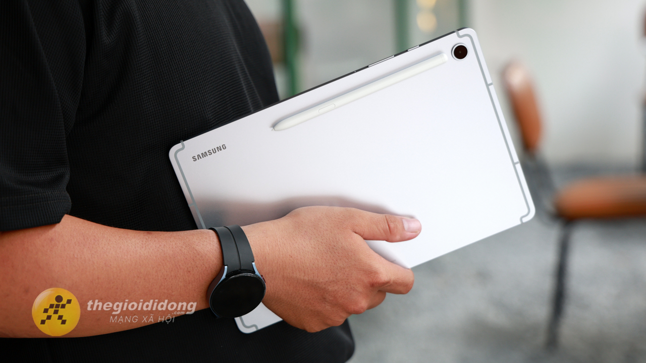 Trên Tay Samsung Galaxy Tab S10 Lite: Thiết Kế Cao Cấp, Exynos 1380 Ổn Định, Tích Hợp Sẵn S-Pen Trên Tay Samsung Galaxy Tab S10 Lite: Thiết Kế Cao Cấp, Exynos 1380 Ổn Định, Tích Hợp Sẵn S-Pen