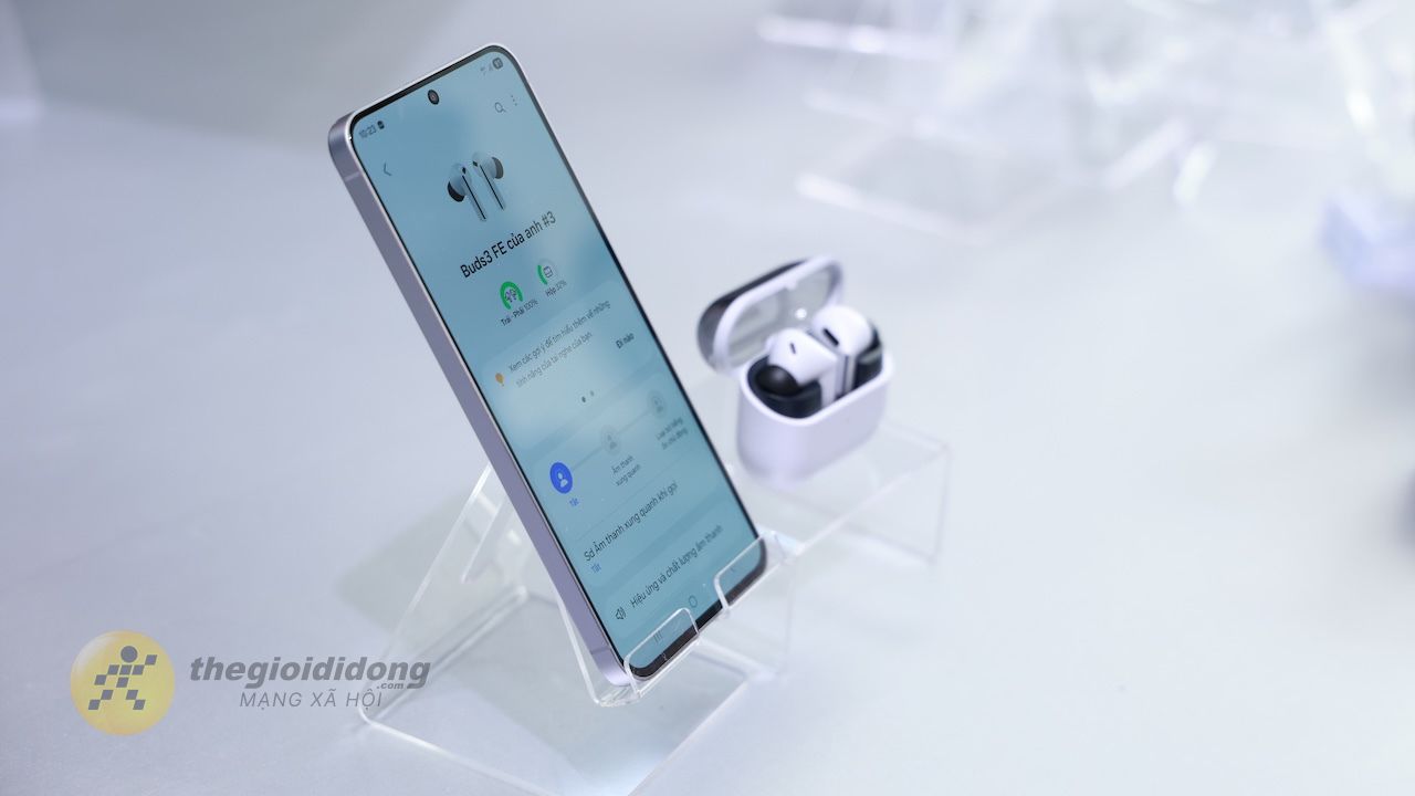 Trên Tay Samsung Galaxy Buds3 Fe Trên Tay Samsung Galaxy Buds3 Fe