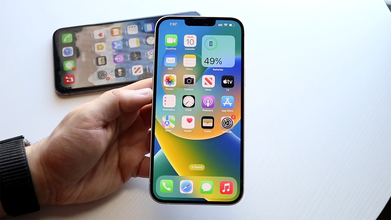 So sánh iPhone 14 Plus và 11 Pro Max So sánh iPhone 14 Plus và 11 Pro Max