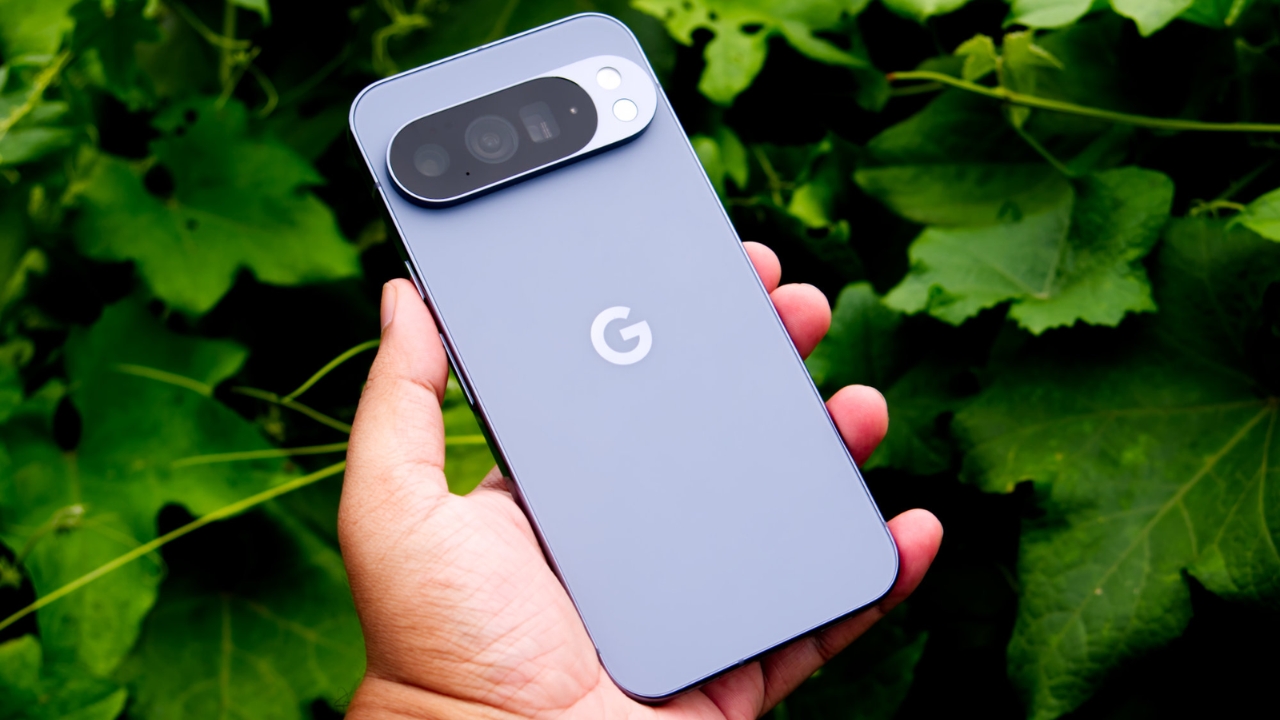 Trên Tay Google Pixel 10 Pro Xl: Thiết Kế Không Đổi, Chip Tensor G5 Chuyên Ai, Camera 50 Mp Đỉnh Cao Trên Tay Google Pixel 10 Pro Xl: Thiết Kế Không Đổi, Chip Tensor G5 Chuyên Ai, Camera 50 Mp Đỉnh Cao