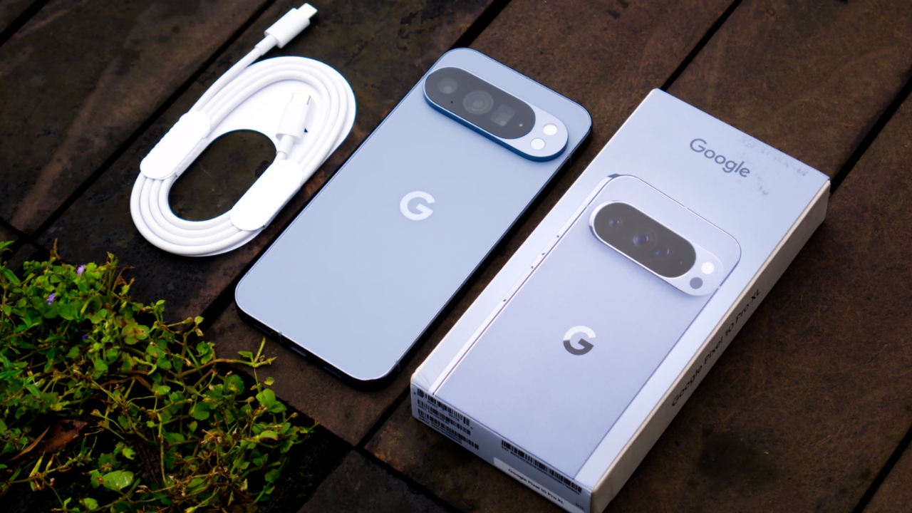 Trên Tay Google Pixel 10 Pro Xl: Thiết Kế Không Đổi, Chip Tensor G5 Chuyên Ai, Camera 50 Mp Đỉnh Cao Trên Tay Google Pixel 10 Pro Xl: Thiết Kế Không Đổi, Chip Tensor G5 Chuyên Ai, Camera 50 Mp Đỉnh Cao