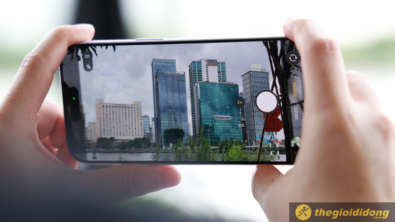 Hình thực tế chụp ảnh bằng camera sau trên iPhone 17 tiêu chuẩn