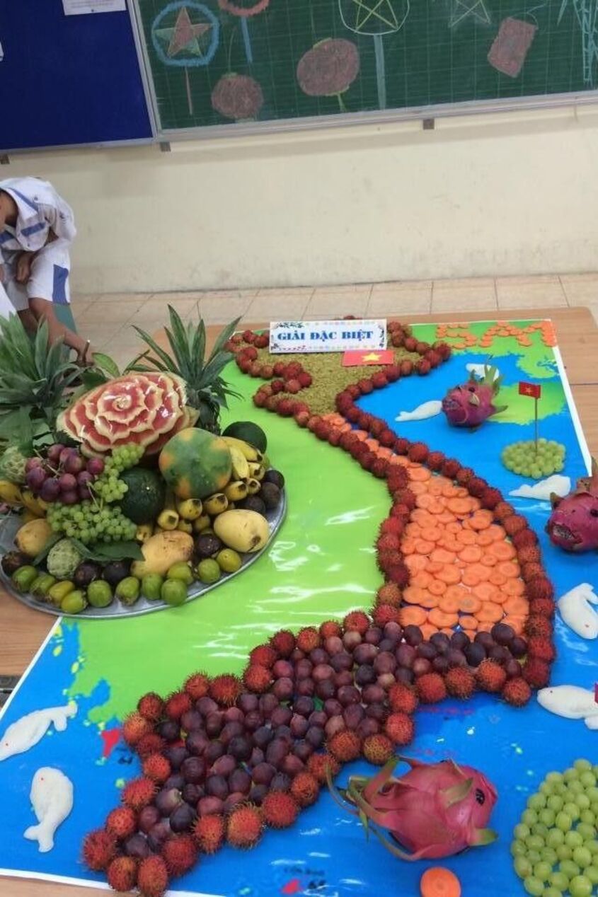 Trang trí mâm cỗ trung thu tại trường học 1